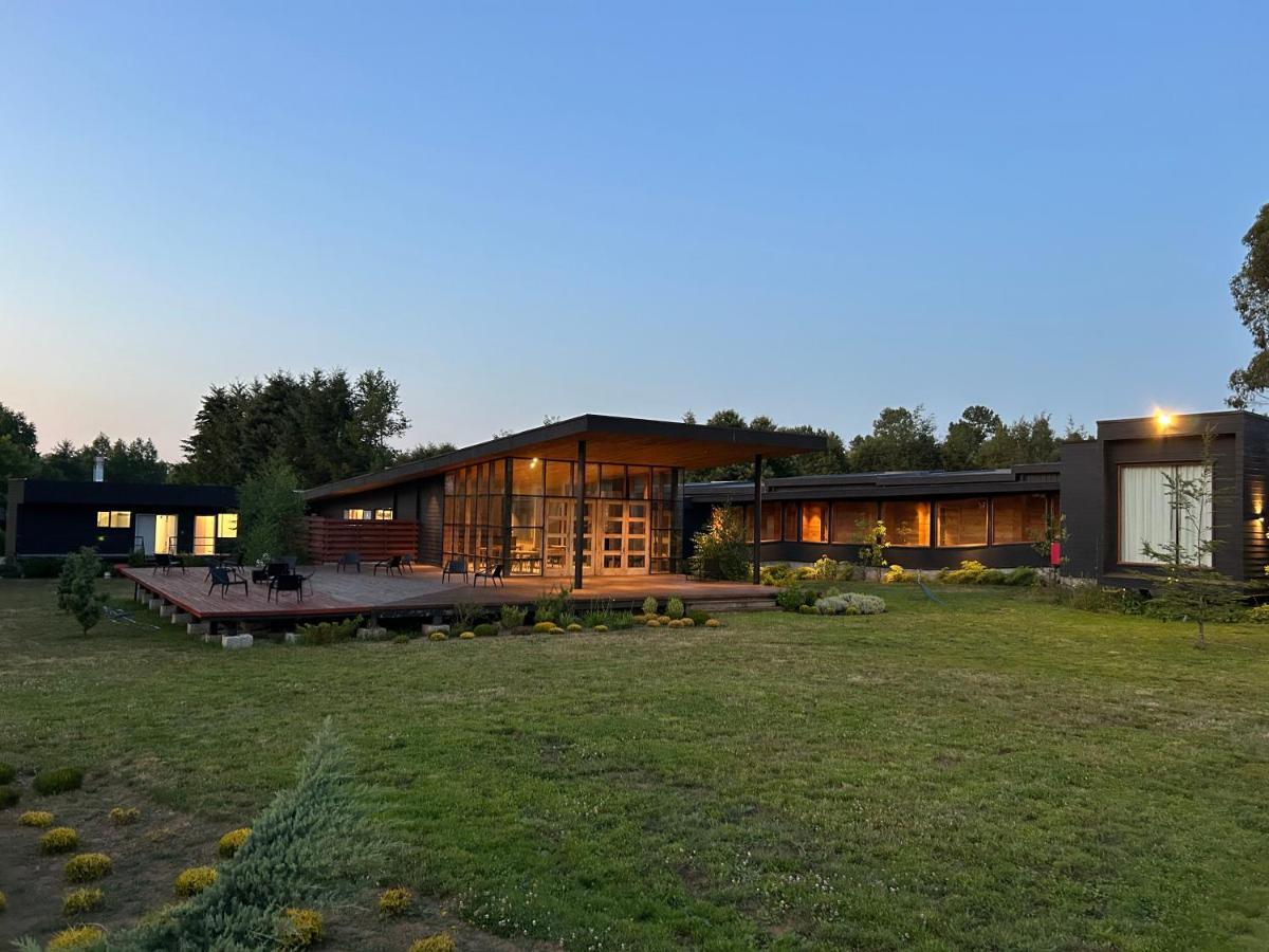 Mawuen Lodge Pucon Exterior photo